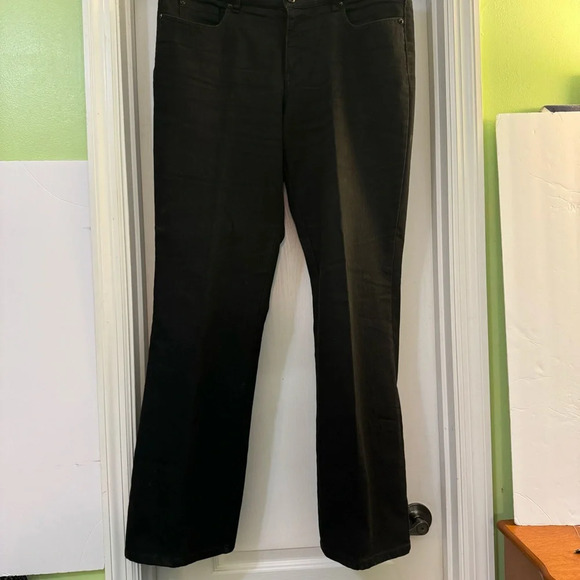 Madison Black Jeans With Bedazzled Pockets And Front Waist Line - Picture 1 of 9